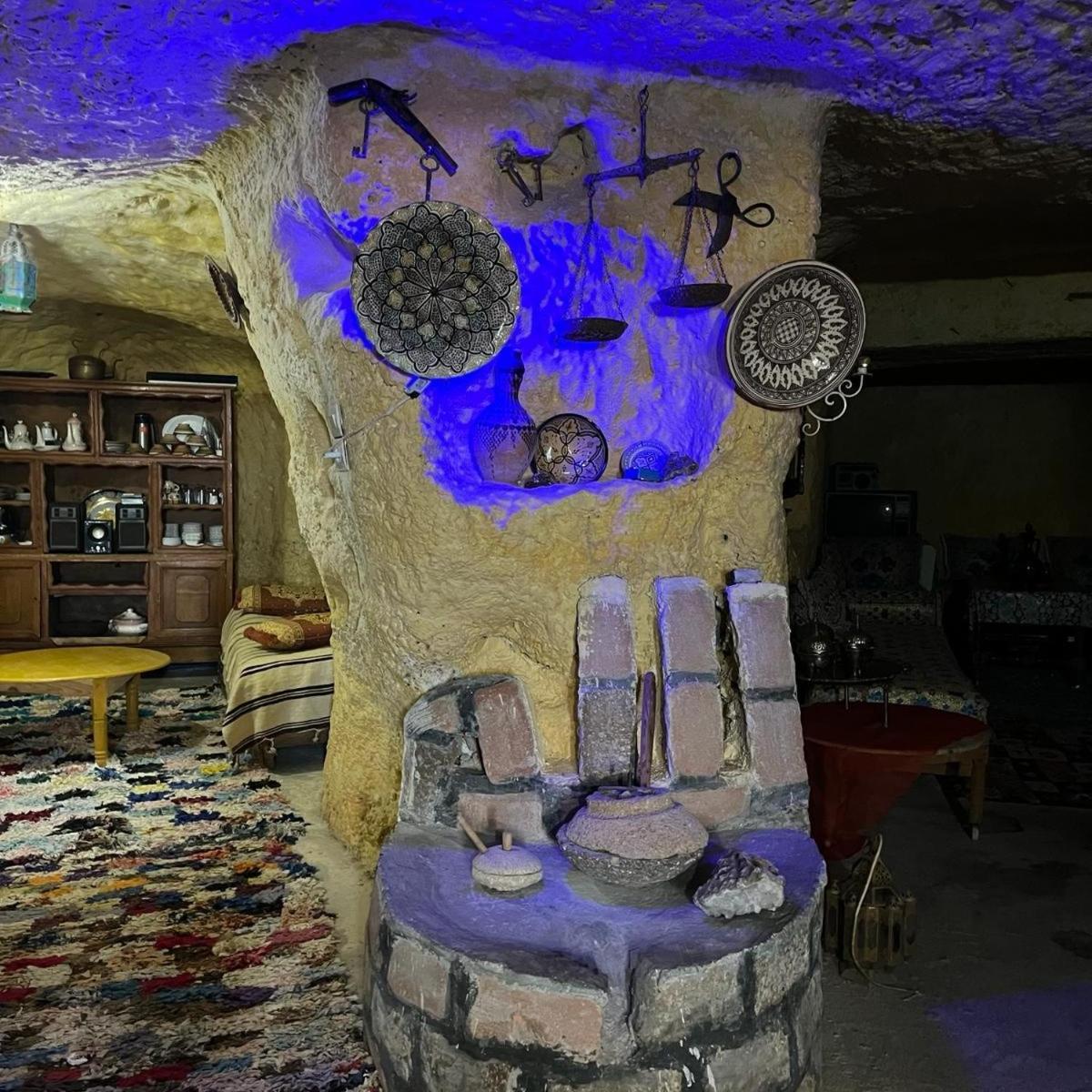 BhalilGrotte Thami公寓式酒店 外观 照片
